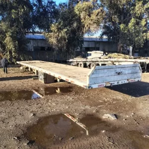 SEMIRREMOLQUE FACHINNI PLANO CARGA SECA AÑO 2005