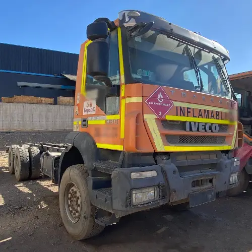 CAMIÓN IVECO AD260 T33 AÑO 2012 - Imagen 2