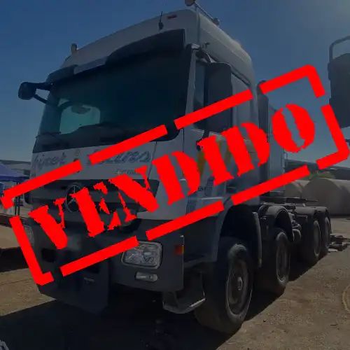 VENDIDO-CAMIÓN MERCEDES-BENZ ACTROS 4151 K AÑO 2013