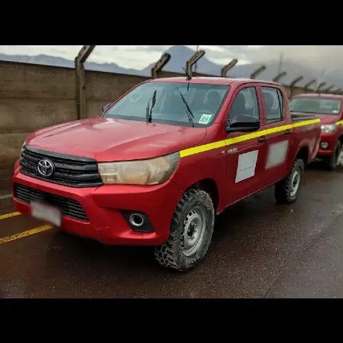 TOYOTA HILUX 2.4 DIÉSEL 4X4 AÑO 2019 - Imagen 2