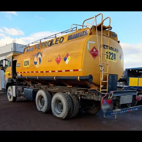 CAMIÓN MAN TGS 33.400 ESTANQUE DE COMBUSTIBLE 6X4 AÑO 2014 - Imagen 3