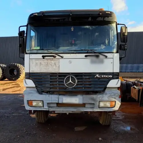 CAMIÓN MERCEDES-BENZ CON PLUMA HIAB 220-3 4X4 AÑO 1998
